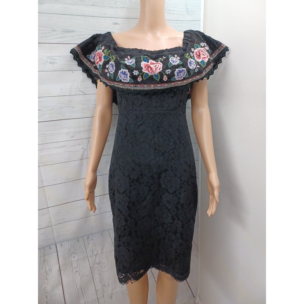 Champagne & Strawberry Off Shoulder Black Mexican Style Lace Dress Sz S